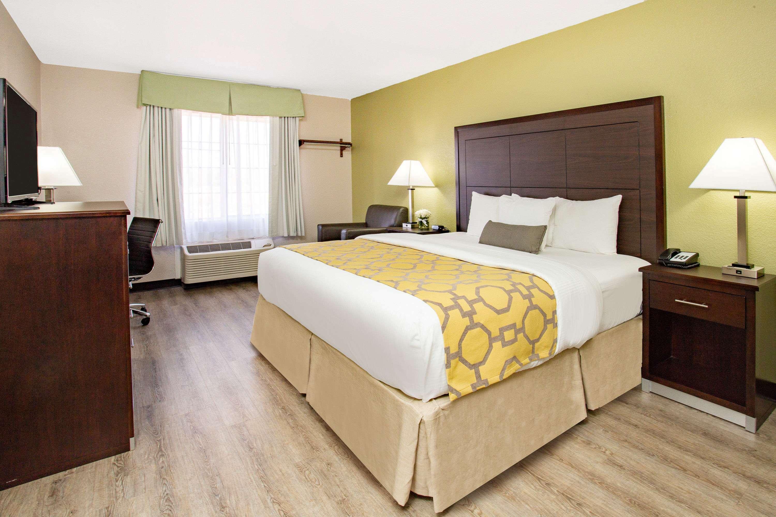 Baymont By Wyndham Phoenix I-10 Near 51St Ave Ngoại thất bức ảnh
