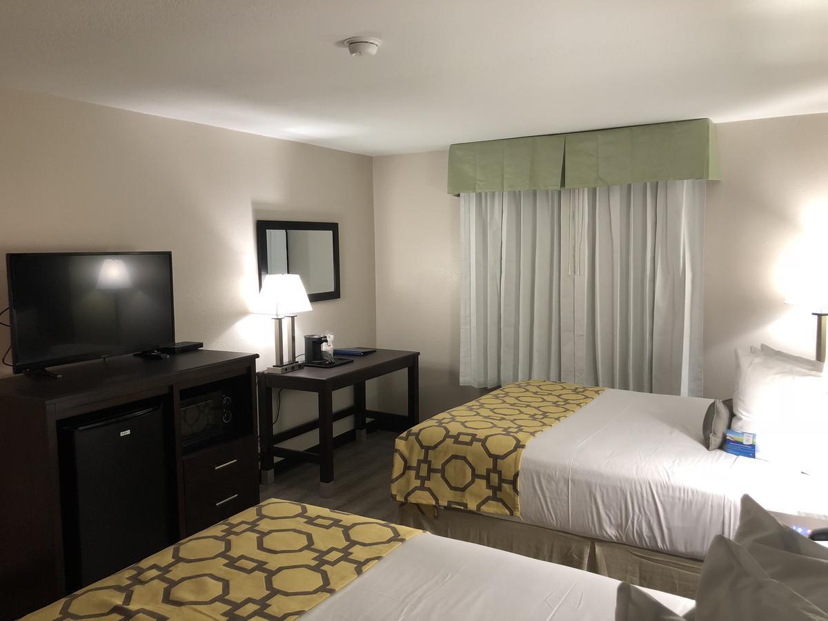 Baymont By Wyndham Phoenix I-10 Near 51St Ave Ngoại thất bức ảnh
