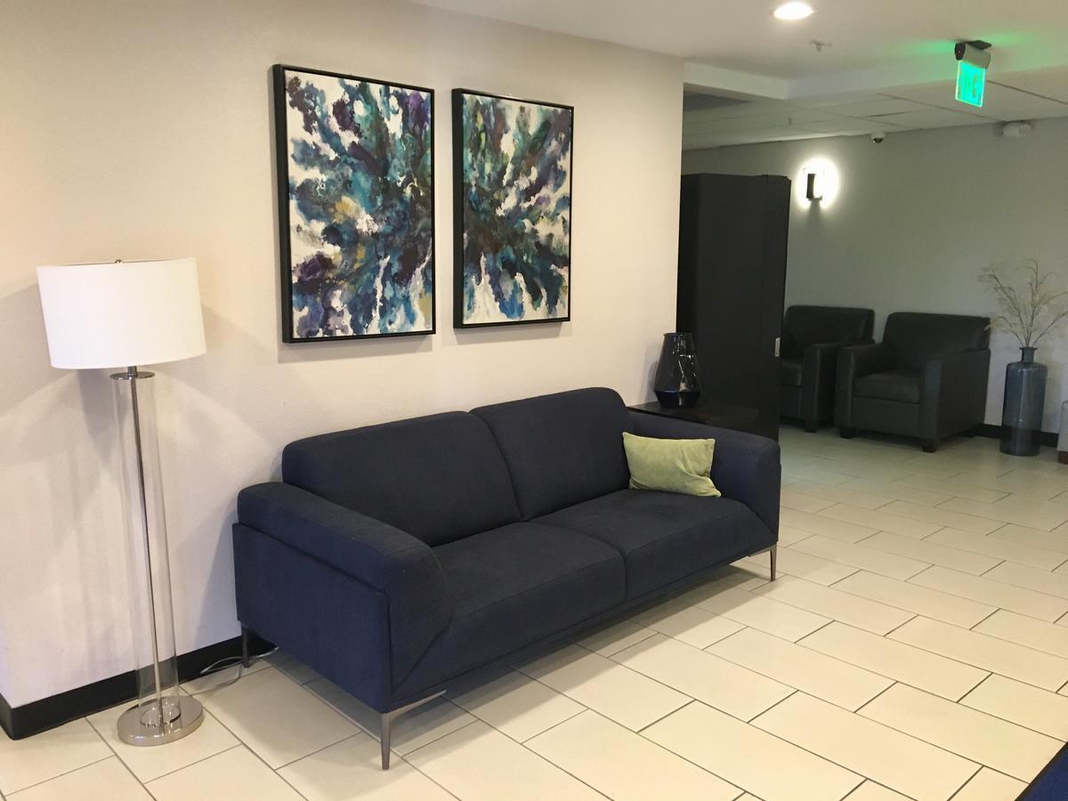 Baymont By Wyndham Phoenix I-10 Near 51St Ave Ngoại thất bức ảnh